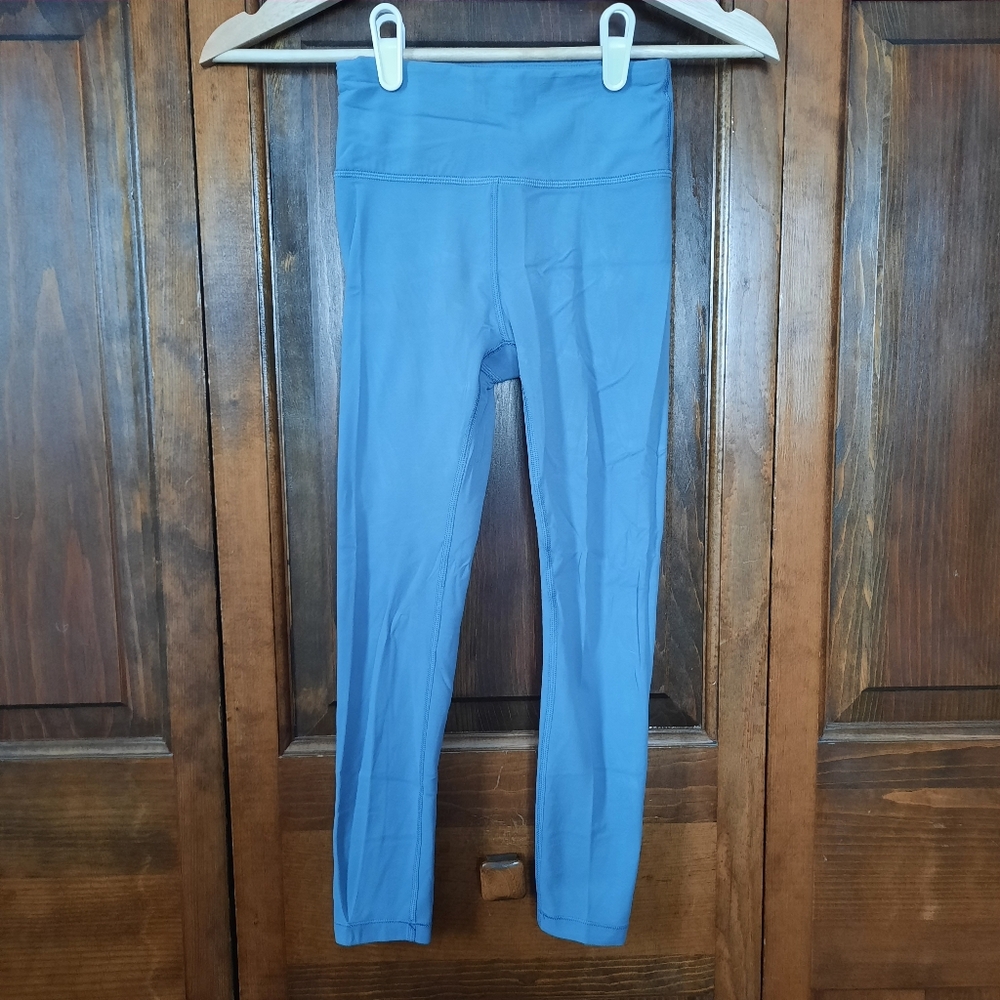 Athleta Girl Ultra High Rise Chit Chat 7/8 Legging Dusty Blue Size Small/7